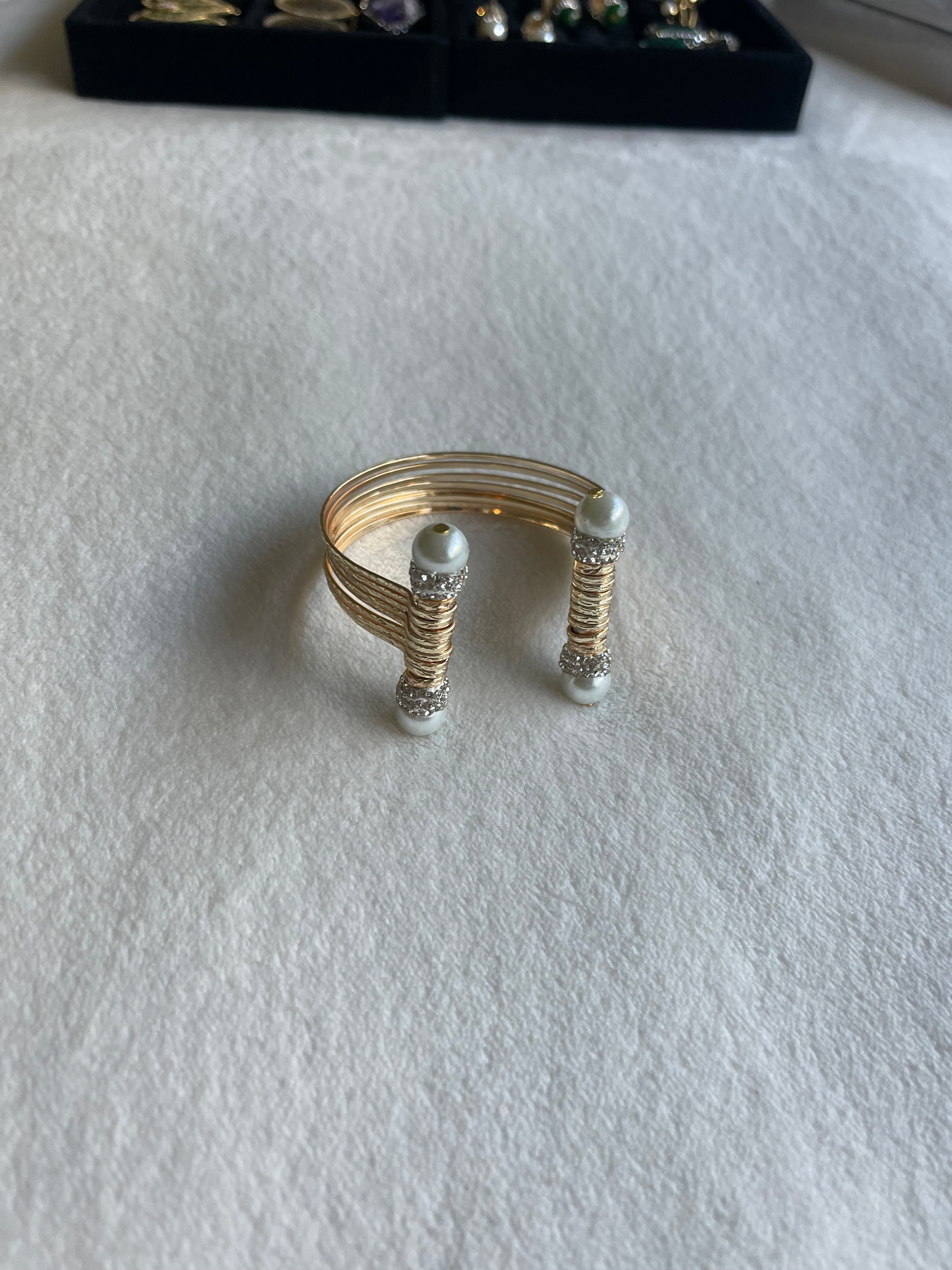 Asiyah's Collection - Handmade Freshwater Pearl Bracelet & Ring Set - Bracelet