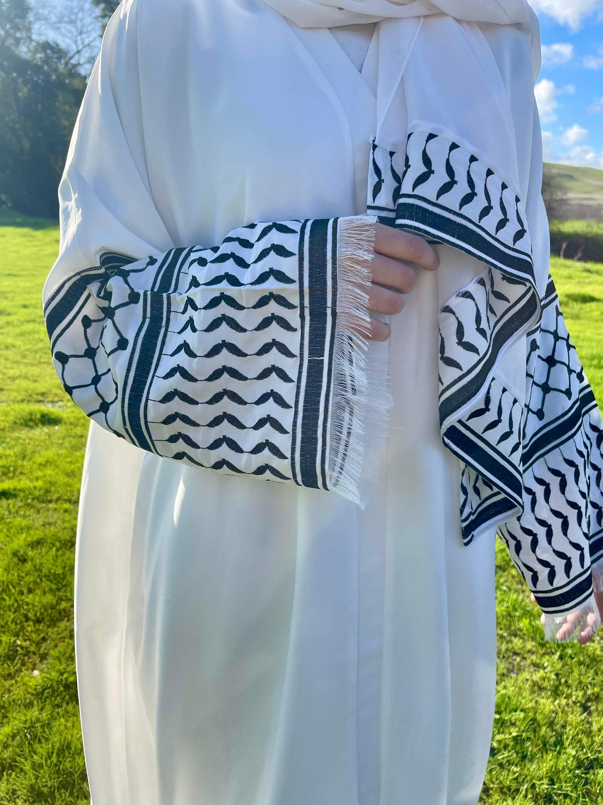 Asiyah's Collection - Simple White Kuffiyeh Abaya | Modest & Chic Everyday Wear - Abaya